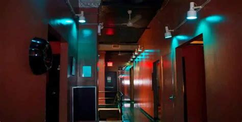 gay cruising bronx|Gay Saunas and Bathhouses in New York City .